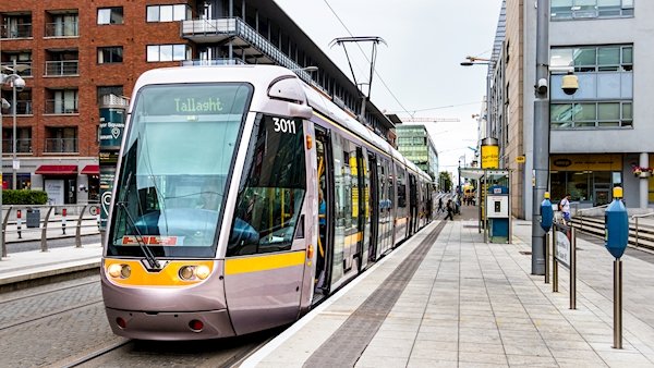 luas parked at stop in dublin city